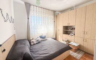 2 camere decomandat, etaj intermediar, zona Primaverii - Poză 1