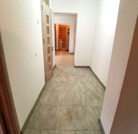 PROPRIETAR - B-dul Chisinau - Mega Mall - Bloc 1983 - 3 Camere - 2 bai - Poză 9