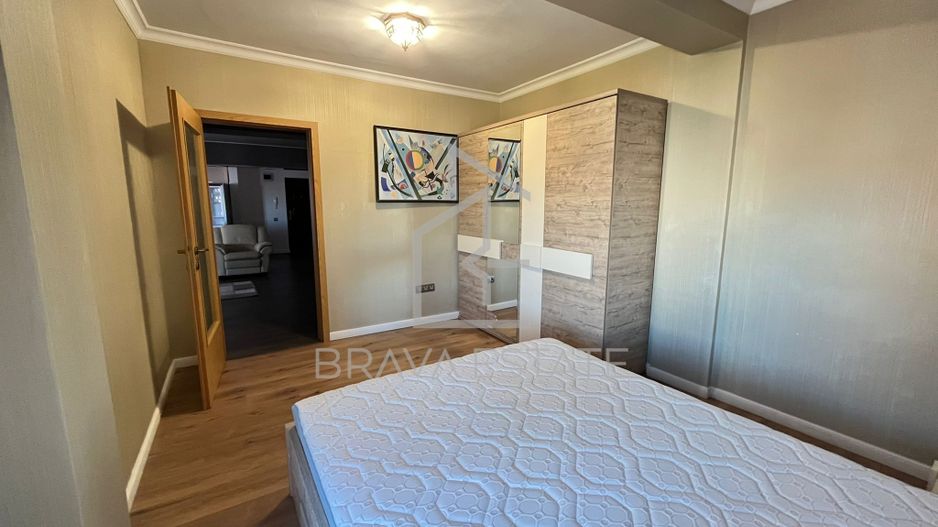 Apartament 2 camere, balcon, parcare, Andrei Muresanu - Poză 5