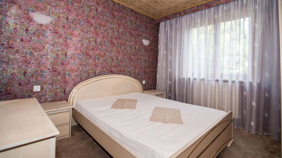 Inchiriere - Apartament 3 camere - Zona Centrala - Poză 5