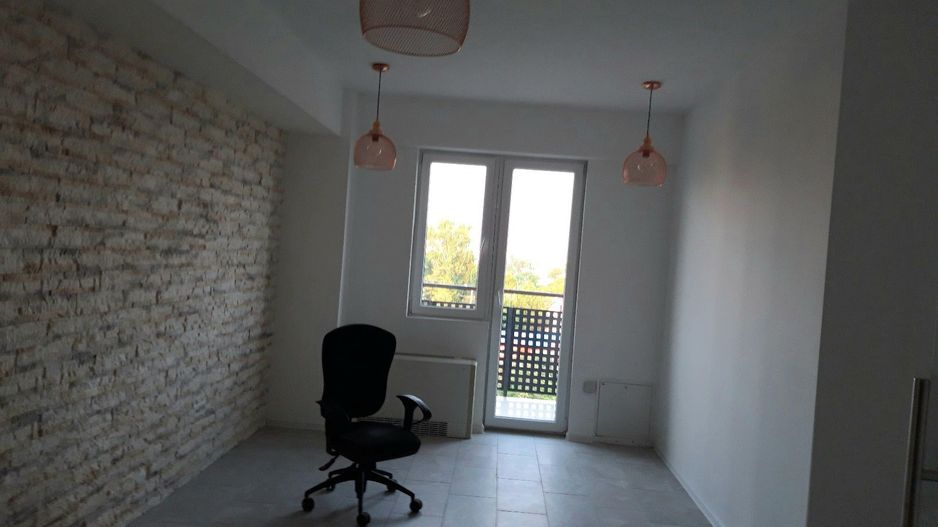 SAD birou cu 4 camere si balcon - Poză 3