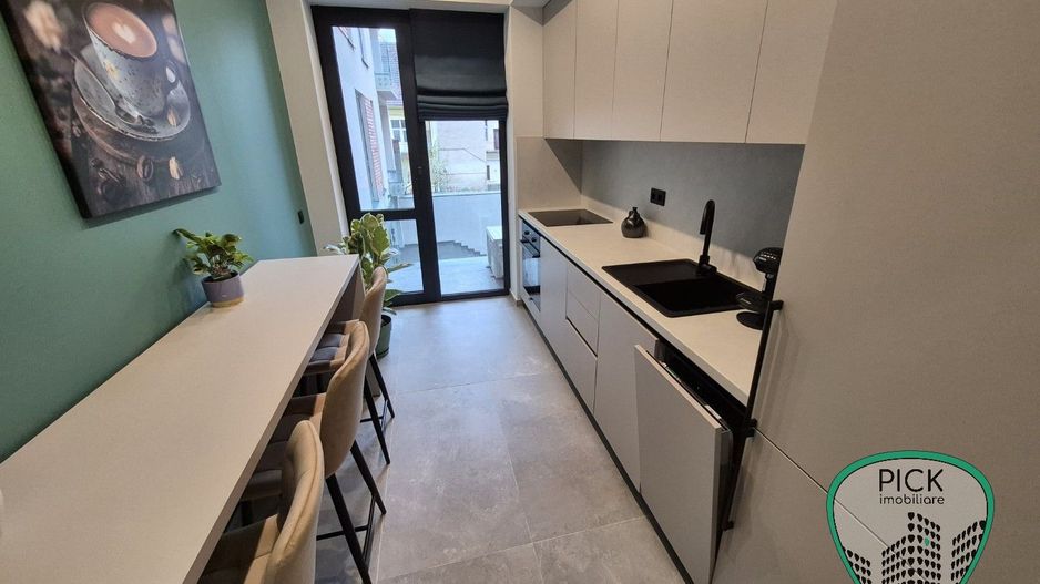 P 4224 - Apartament cu 2 camere în Târgu Mureș, Ultracentral, P-ța Trandafirilor - Poză 9