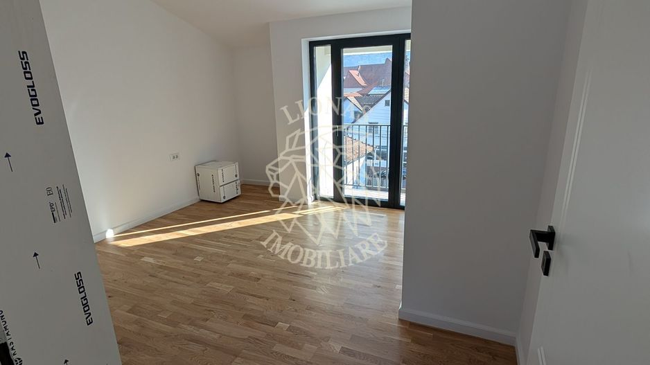 Apartament de Lux 3 camere-mobilat, utilat-Central - Poză 1