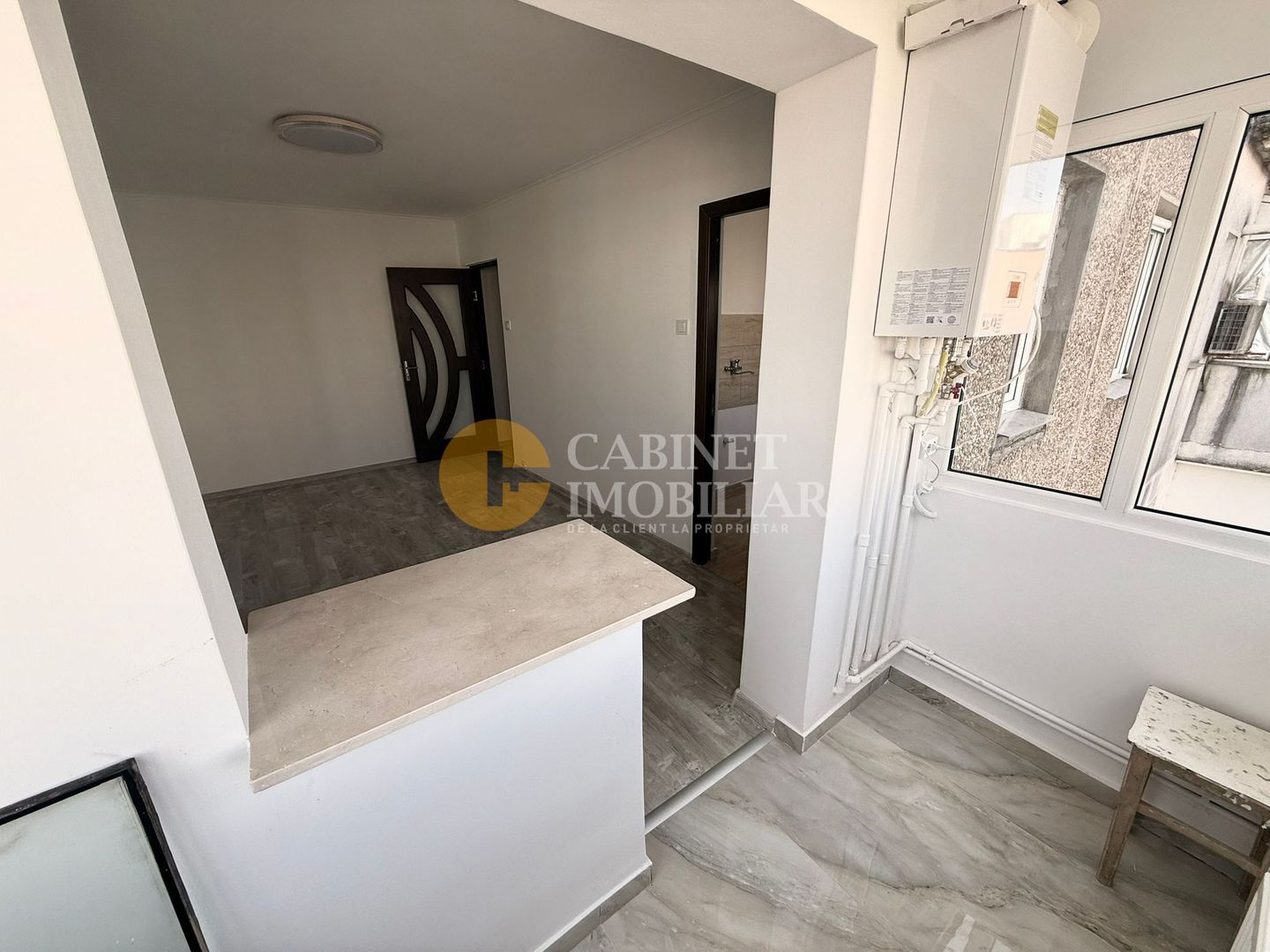 3 CAMERE - RENOVAT COMPLET- ZONA ALEXANDRU CEL BUN/ ROND 28 - Poză 3