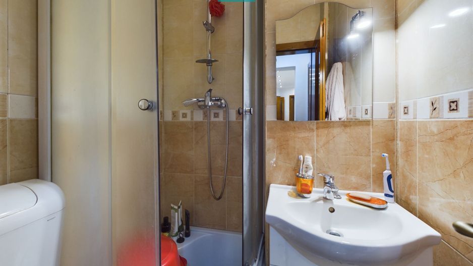 Apartament 3 camere, etajul 1, zona Alfa - Poză 10