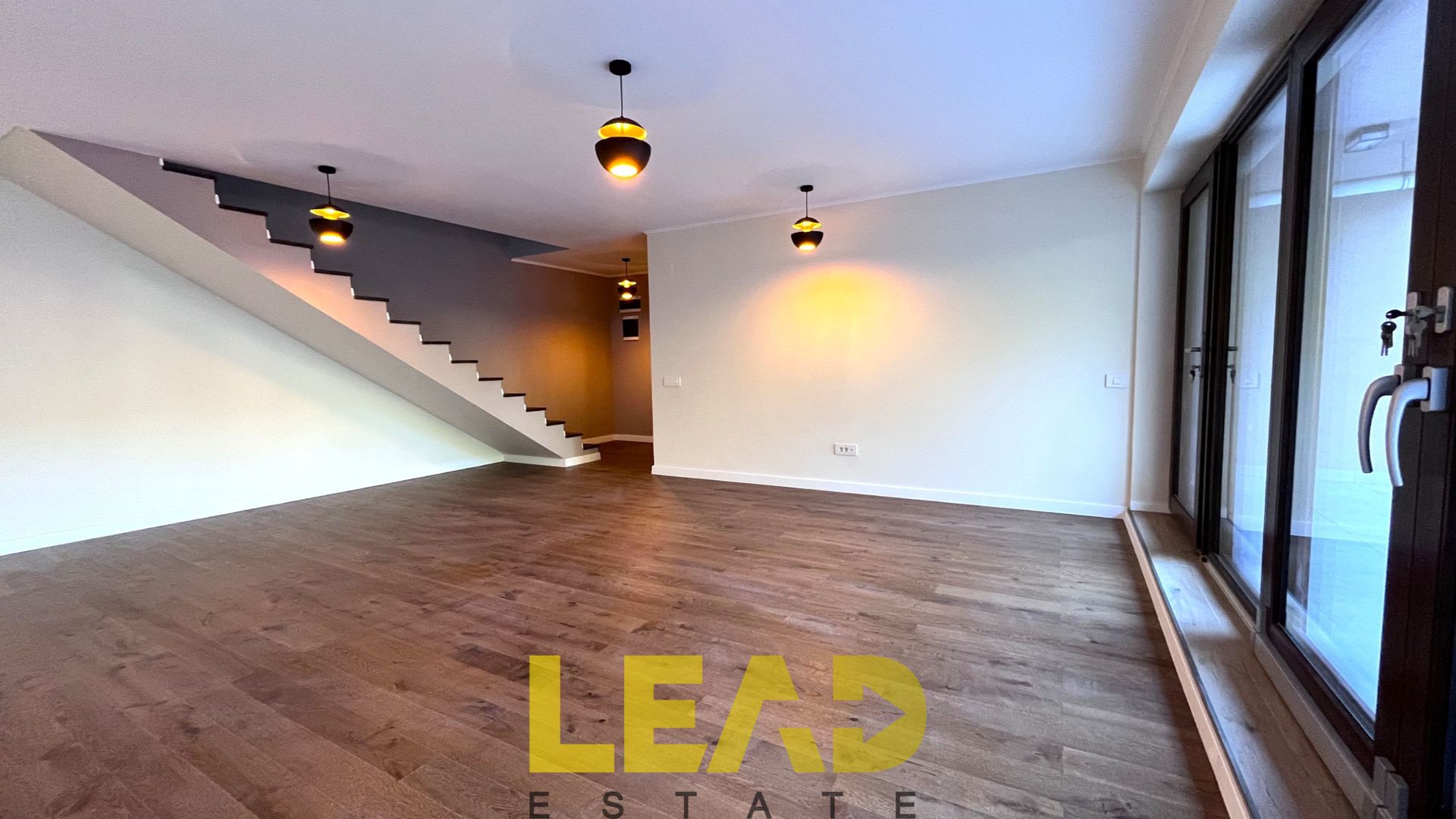 Penthouse, panoramă,  155 mp utili, cartier Schei! - Poză 1