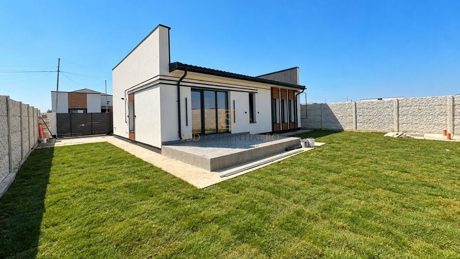 Casă individuală, 4 camere, teren 309 mp - Comuna Berceni - Poză 1