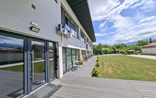Pensiune 600 mp an 2023 si casa 130 mp teren 4600 mp zona V. Avrigului - Poză 10