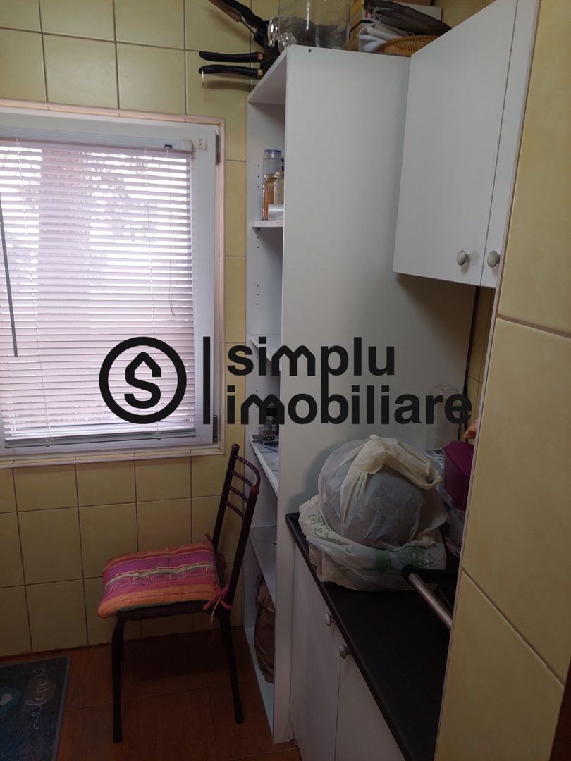 2 decomandate, parter, balcon, Sarari - 106 000 Euro - Poză 21