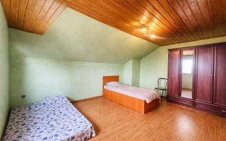 Casă de închiriat-Veterani - Poză 14