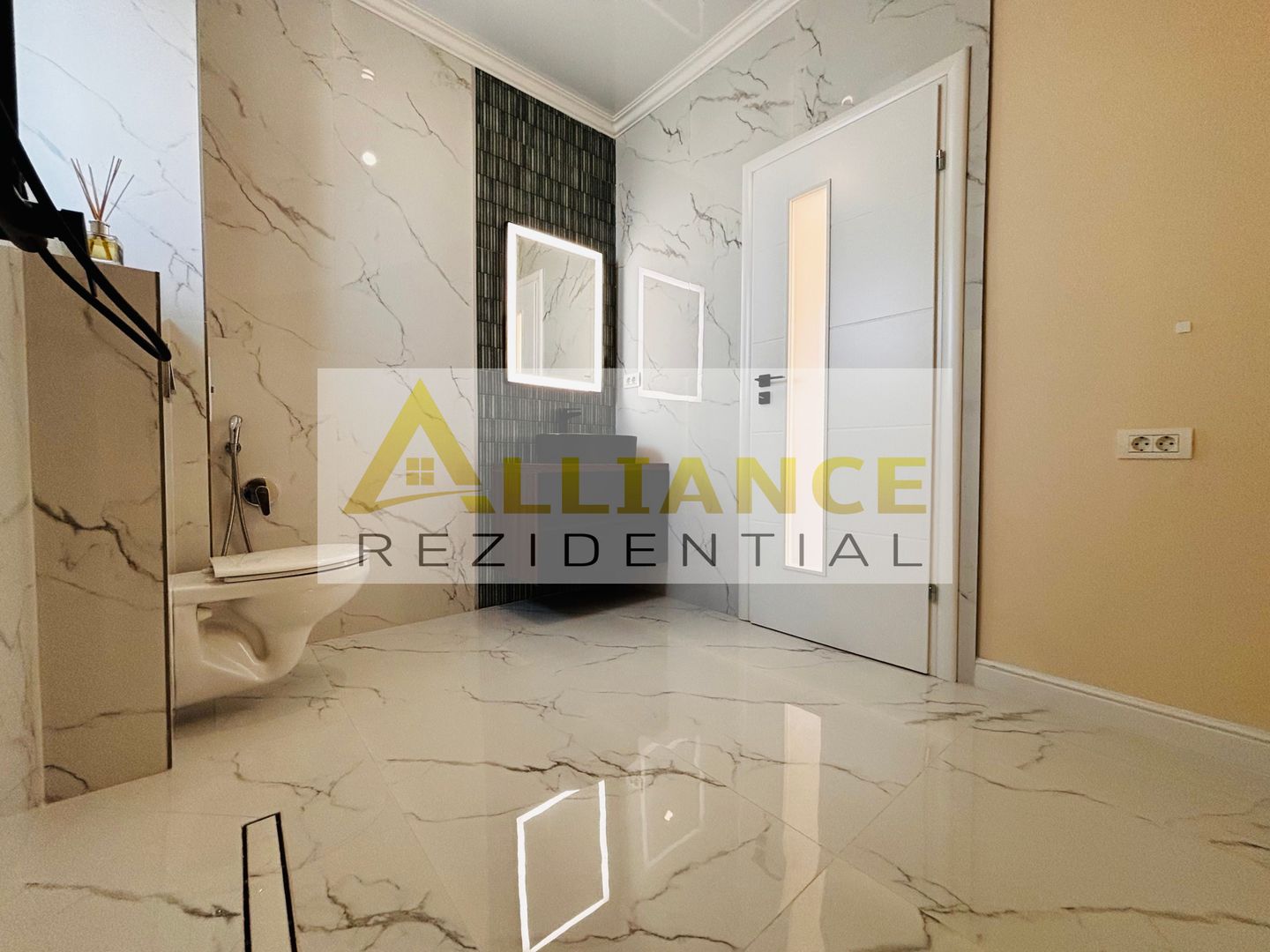 Casă modernă cu mansardă – 4 camere | Cartierul Nou, Strada Miorița, C - Poză 7