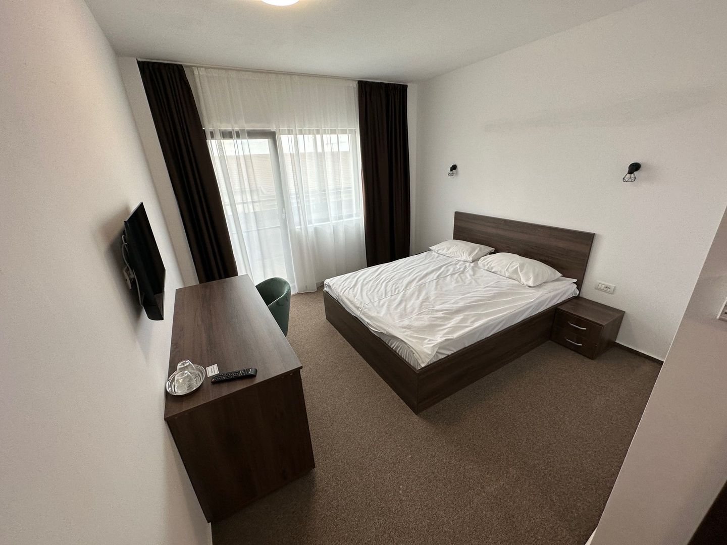 Clădire de închiriat pentru birouri  / clinica - Poză 20