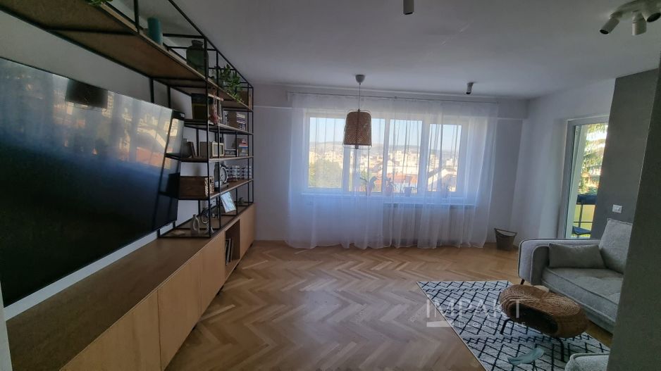 Apartament cu 3 camere decomandat cf sporit in Andrei Muresanu - Poză 2