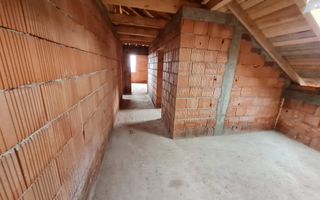 Casa 4 Camere la Rosu, 386 mp, Alba-Micesti - Poză 11