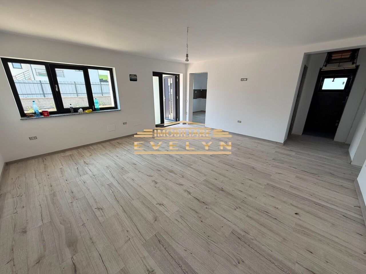 Case noi în zona Lebăda – 4 camere, teren 550 mp - 155.000 € - Poză 7