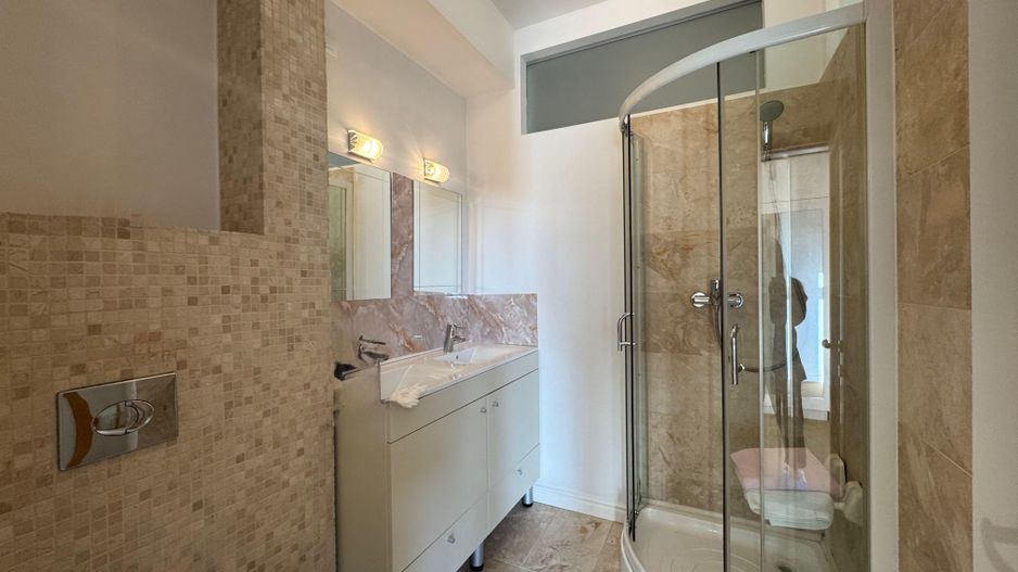 3 CAMERE || DOMENII - CASIN - Poză 13