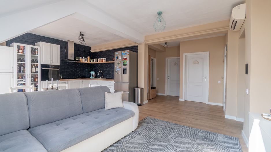 Apartament 3 camere de vanzare Bună Ziua str. Costache Negri Parcare - Poză 6