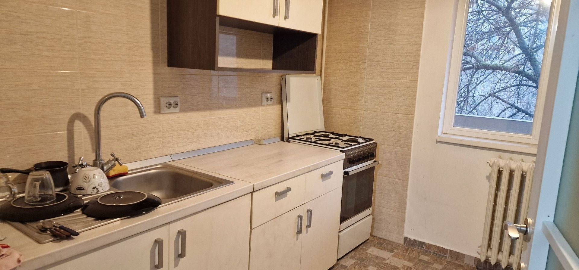 AP. 2 CAMERE TIMPURI NOI, BUCATARIE INCHISA, MOBILAT, METROU 7 MINUTE - Poză 4