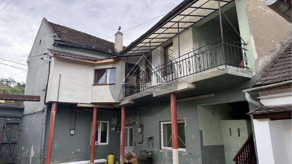 Apartament 2 camere, semi-central | renovat | Medias - Poză 3