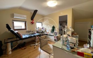 Casa de vanzare cu 3 camere tip duplex in zona Rogerius Oradea - Poză 8
