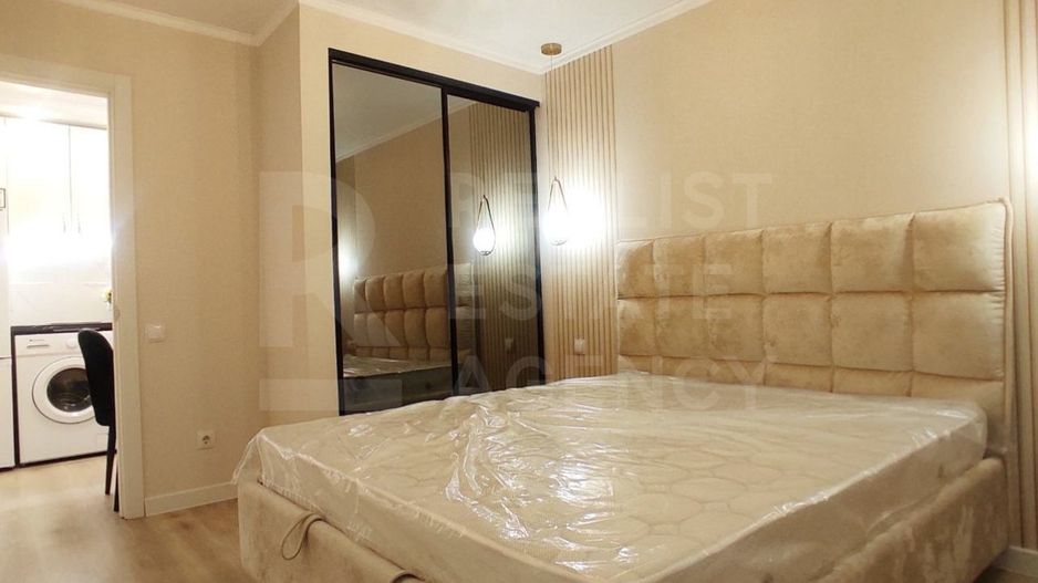 Vânzare, o cameră  str. Igor Vieru, Ciocana - Poză 2