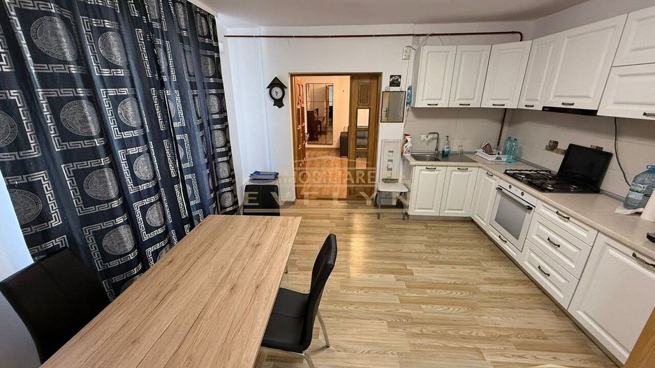 De închiriat casa la parter – 2 camere + 1000 mp teren – Catamaresti Deal - Poză 4
