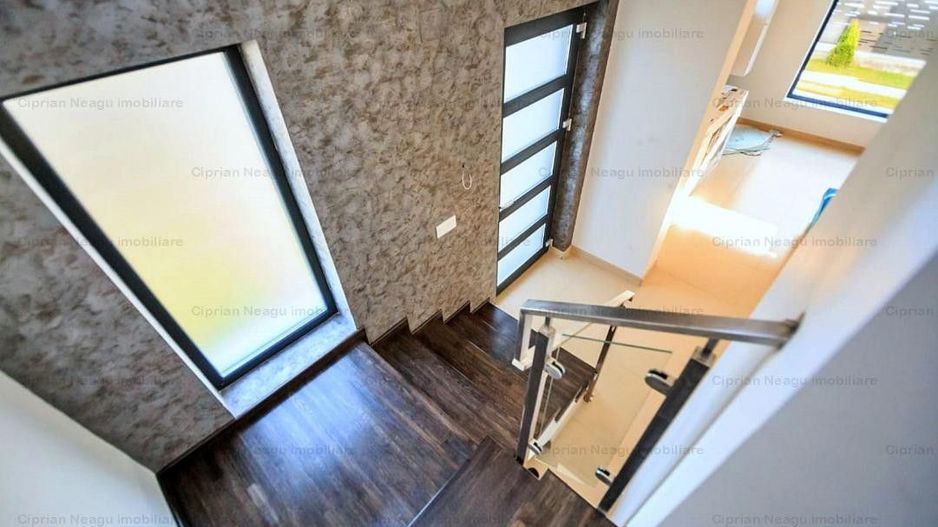 Vila moderna 4 camere, zona Prundu, Valea Geamana - Poză 15