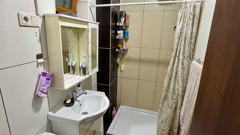 De Inchiriat Apartament 3 camere Piața Romană sector 2 - Poză 6