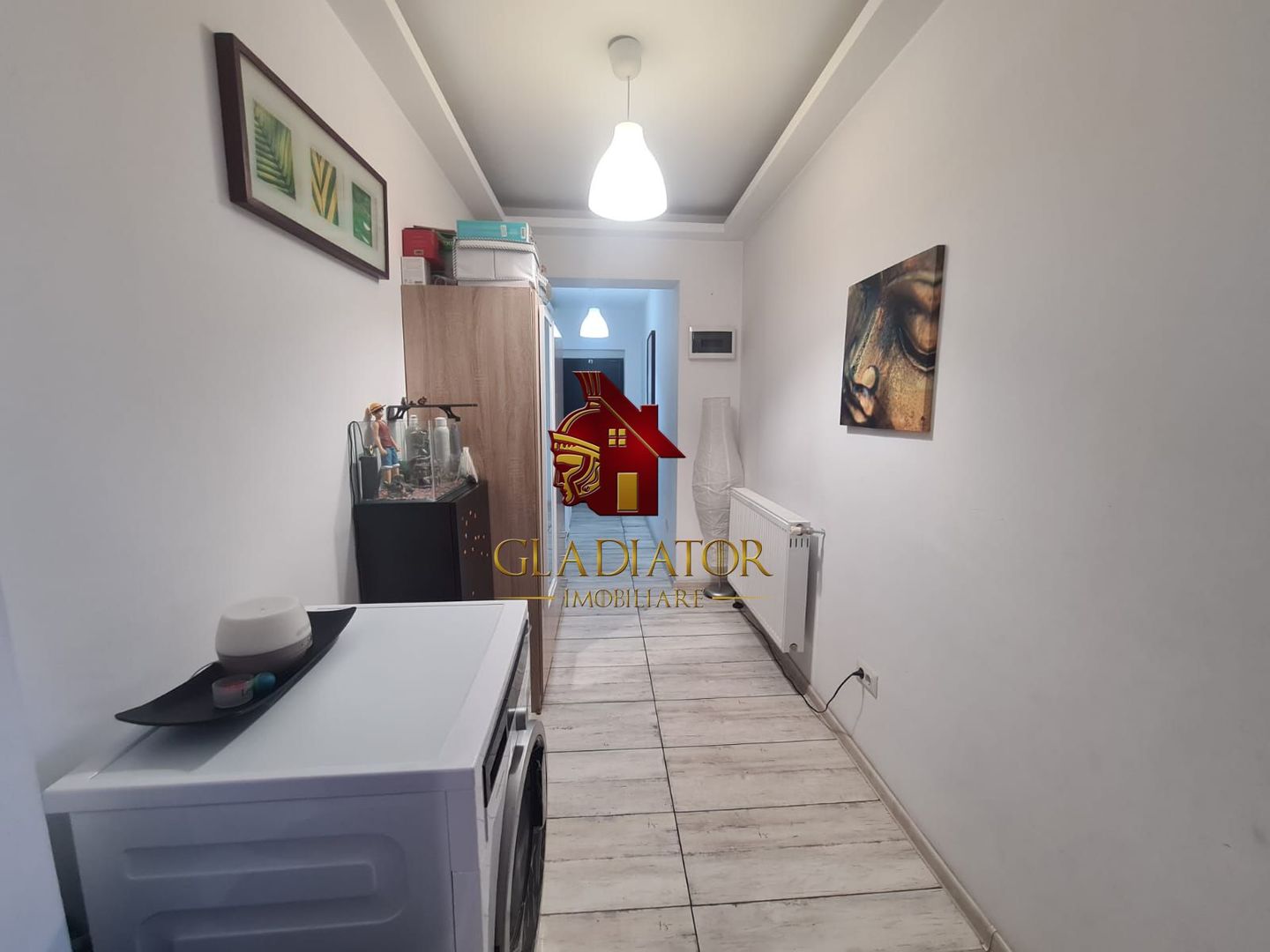 Apartament 2 camere – Tătărași, Ateneu – Etaj 2/4 – Renovat, poziție e - Poză 3