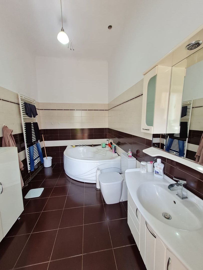 Spațiu pretabil birouri,after school,comercial,etc. - Poză 31