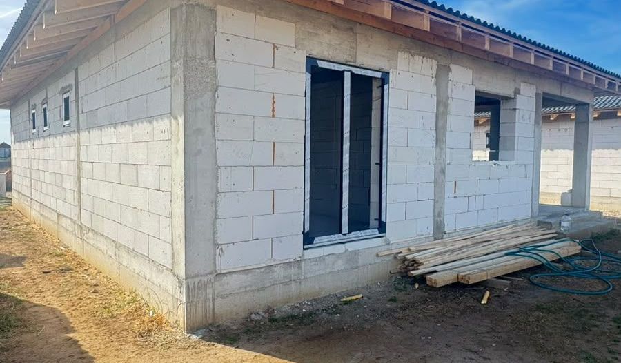 🏡 CASĂ DE VÂNZARE - Poză 10