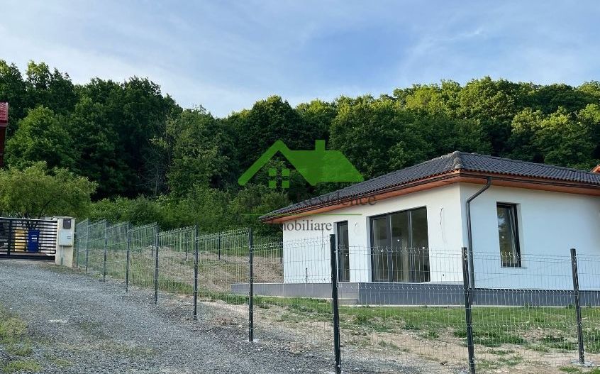 Exclusivitate! Casa pe parter, zona deosebita - Apa Sarata !!! - Poză 2