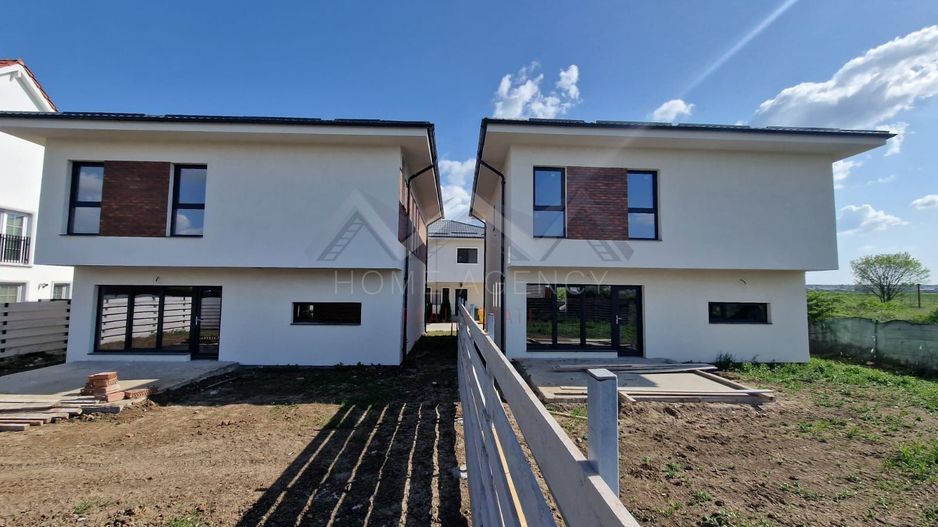 Casă spațioasă de vânzare în Otopeni – confort modern și finisaje premium - Poză 1