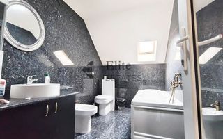 Casa cu 4 camere garaj si curte de 500 mp in Nojorid - Poză 5