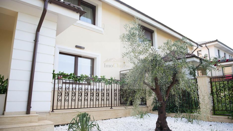 Inchirere casa Smart cu piscină, 5 camere, 5 băi și garaj – Borhanci - Poză 3