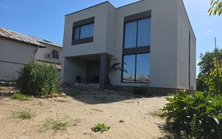 Vila intr-un peisaj idilic la 15 minute de capitala, pret imbatabil! - Poză 3