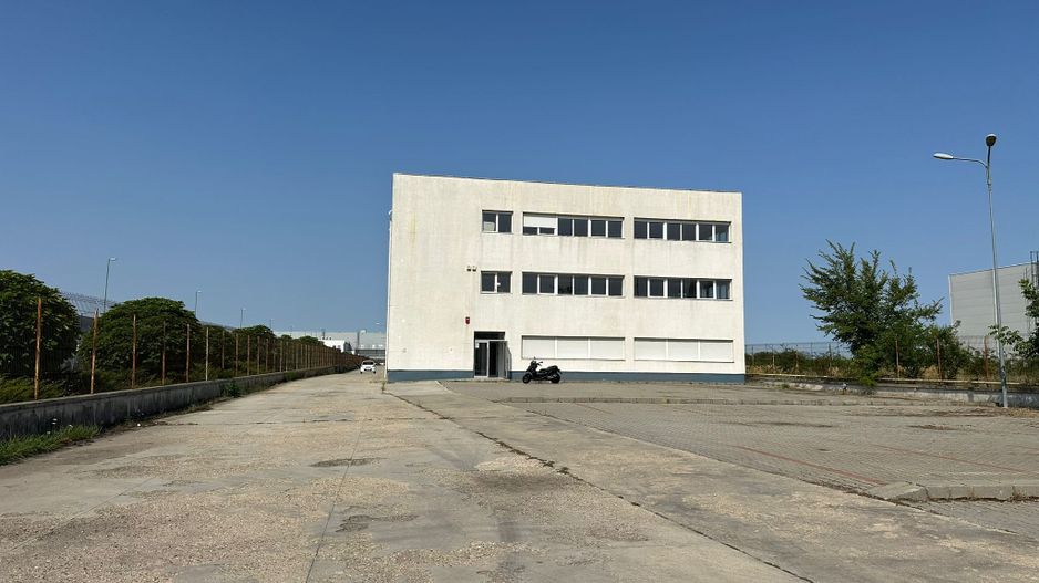 Spatiu depozitare - logistica 2.519 mp si birouri Chiajna A1 - Poză 21