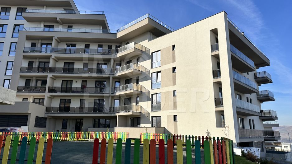 FARA COMISION - 2 camere 53 mp plus terasa zona VIVO - Poză 6