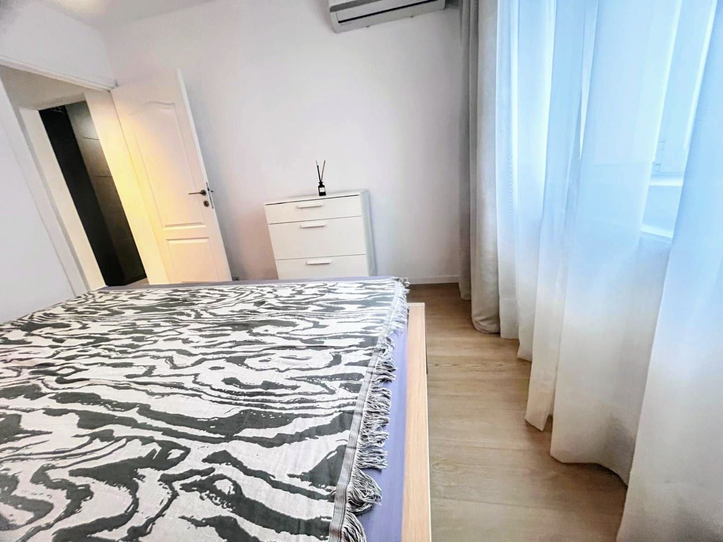 De vanzare 2 camere, Barbu Vacarescu,  Aviatiei, N Caramfil, Promenada - Poză 11