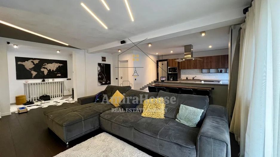 Apartament 3 camere, 107 mp, finisat, parcare, cartierul Europa - Poză 1