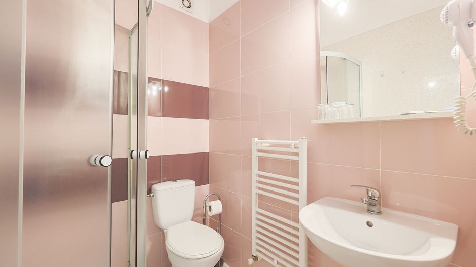 Flexibilitate într-o locație cheie, ideală pt hotel, cămin, clinică. - Poză 24