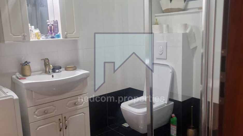 Vanzare Apartament lux de 3 camere in zona Jiului - Poză 24