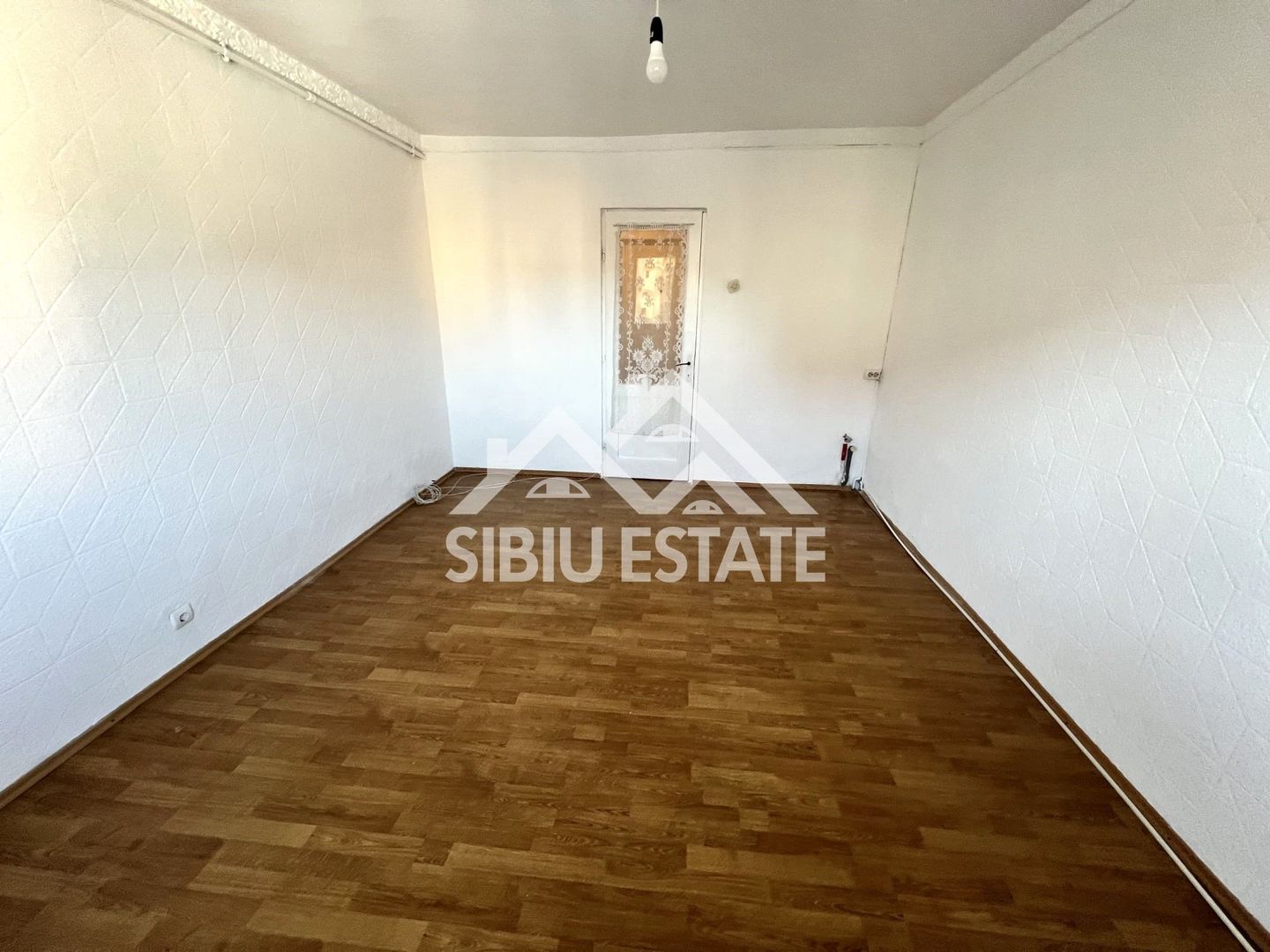Garsoniera Sibiu, etaj 3, zona Compa - Poză 7