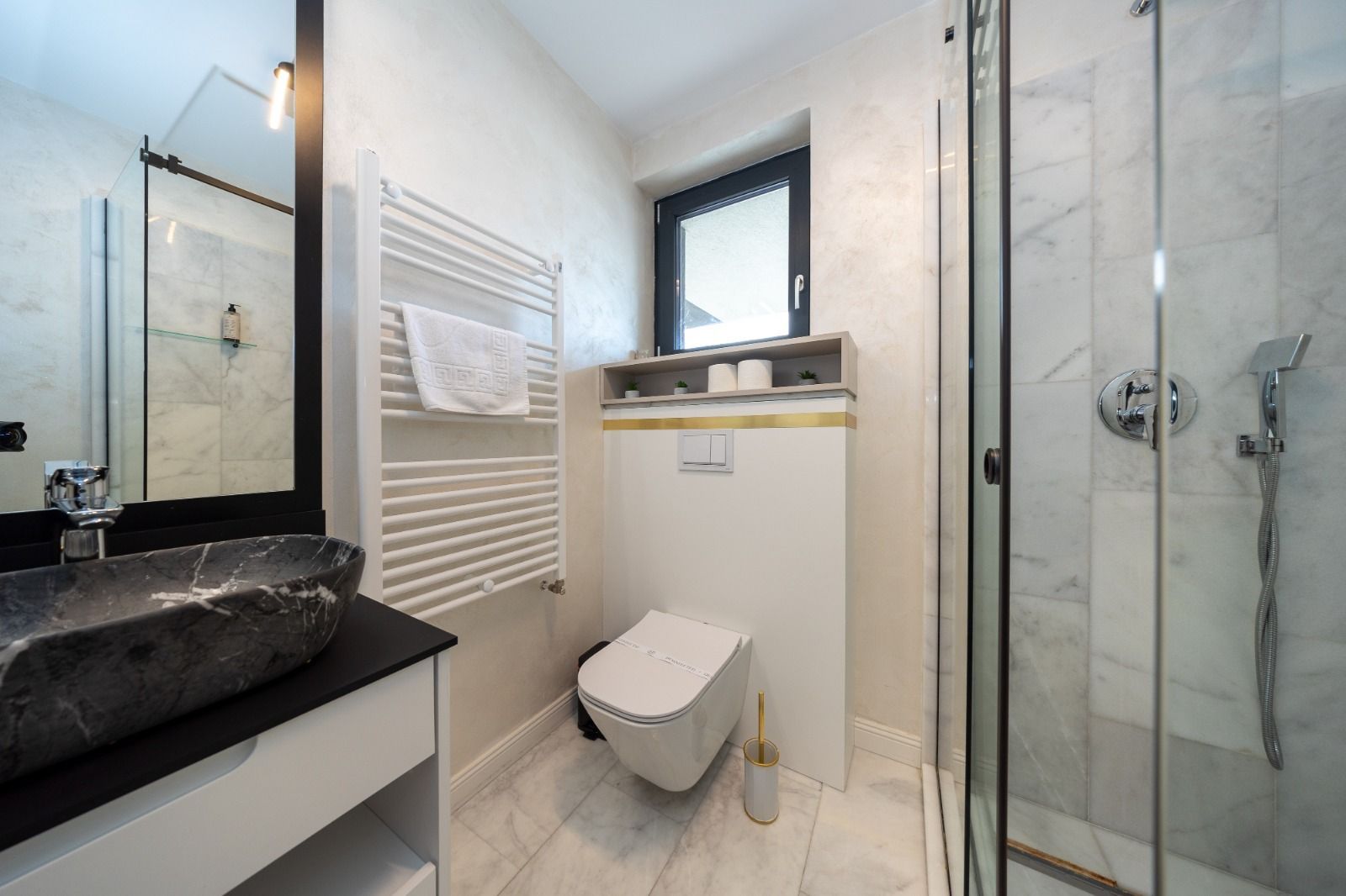 Penthouse superb, 3 camere+parcare subterana ,203 mp-Coresi - Poză 15