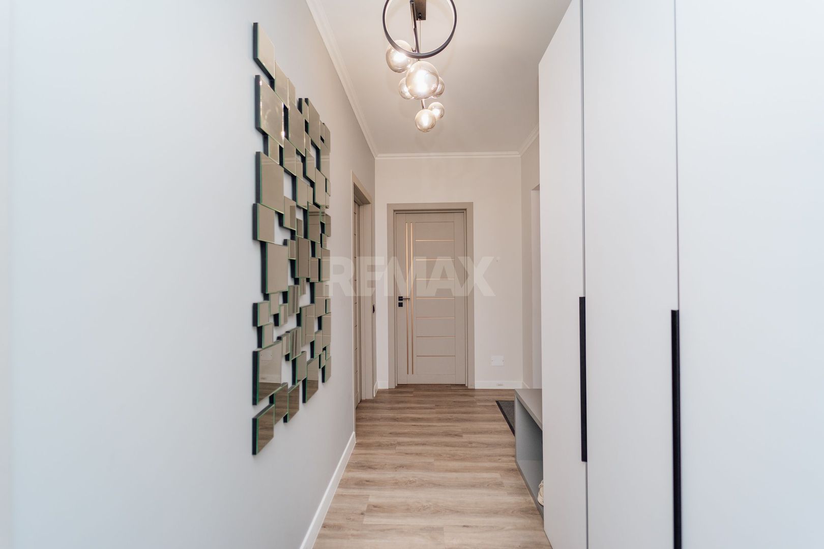 Apartament cu 2 camere în centrul Chișinăului | Lev Tolstoi | Complet mobilat și utilat - Poză 10
