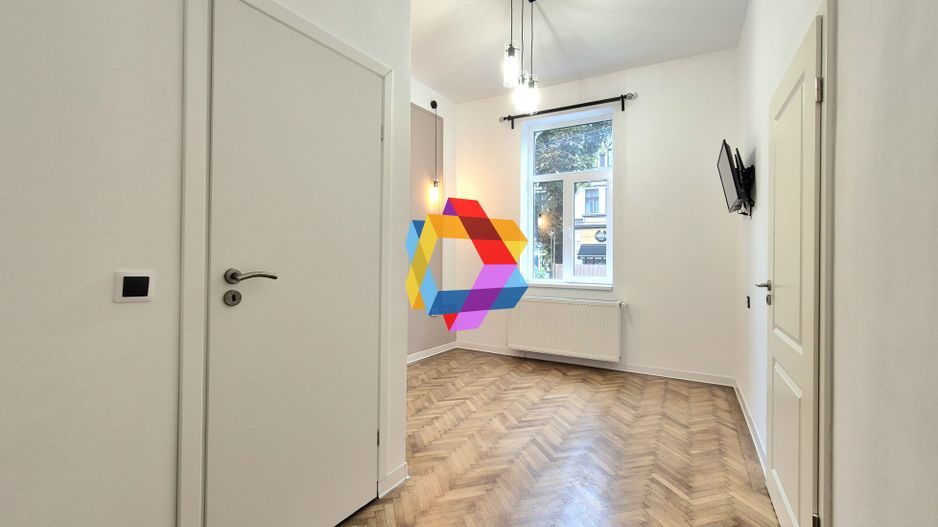 Spatiu de birouri la casă - 225 mp - Poză 10