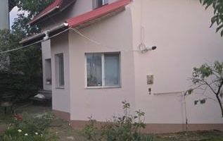 Casa cu teren in Breazu, Rediu - 4 camere, 700 mp teren - Poză 2