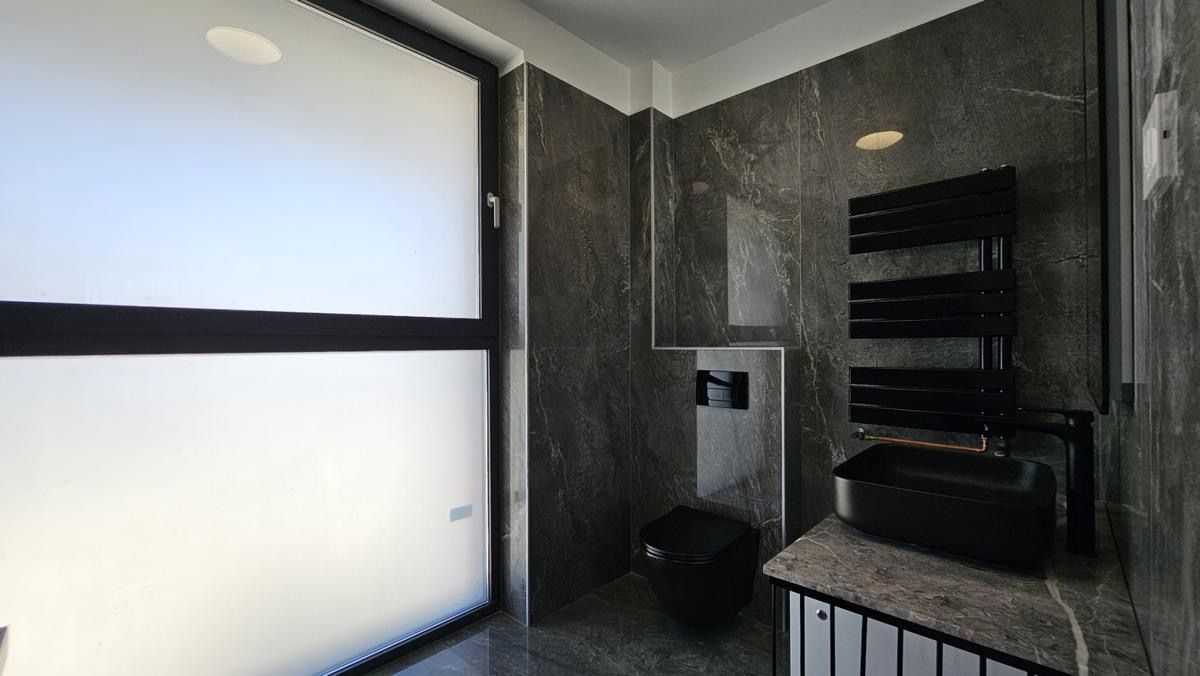 For Rent I 4-Bedroom New Premium Villa in Tunari | Fully Furnished - Poză 13