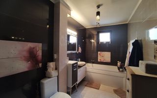 Apartament modern de vânzare | Zona Sub Cetate - Poză 8