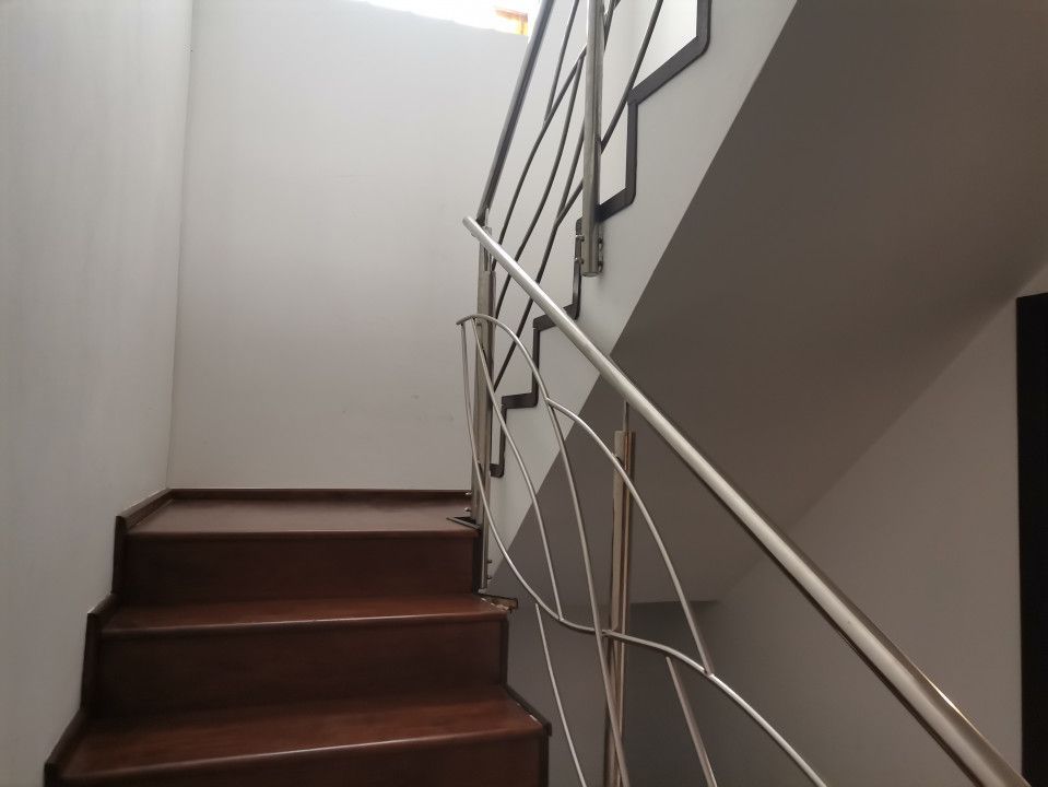 Inchiriere vila deosebita, Trivale, zona Penny - Poză 12